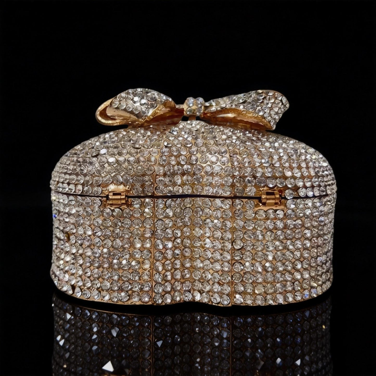 Evening Bow Clutch with Rhinestones in Heart-Shaped Gift Box for Banquets