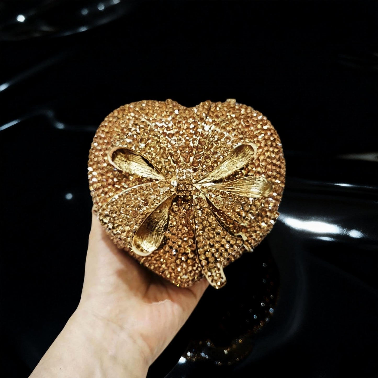 Evening Bow Clutch with Rhinestones in Heart-Shaped Gift Box for Banquets