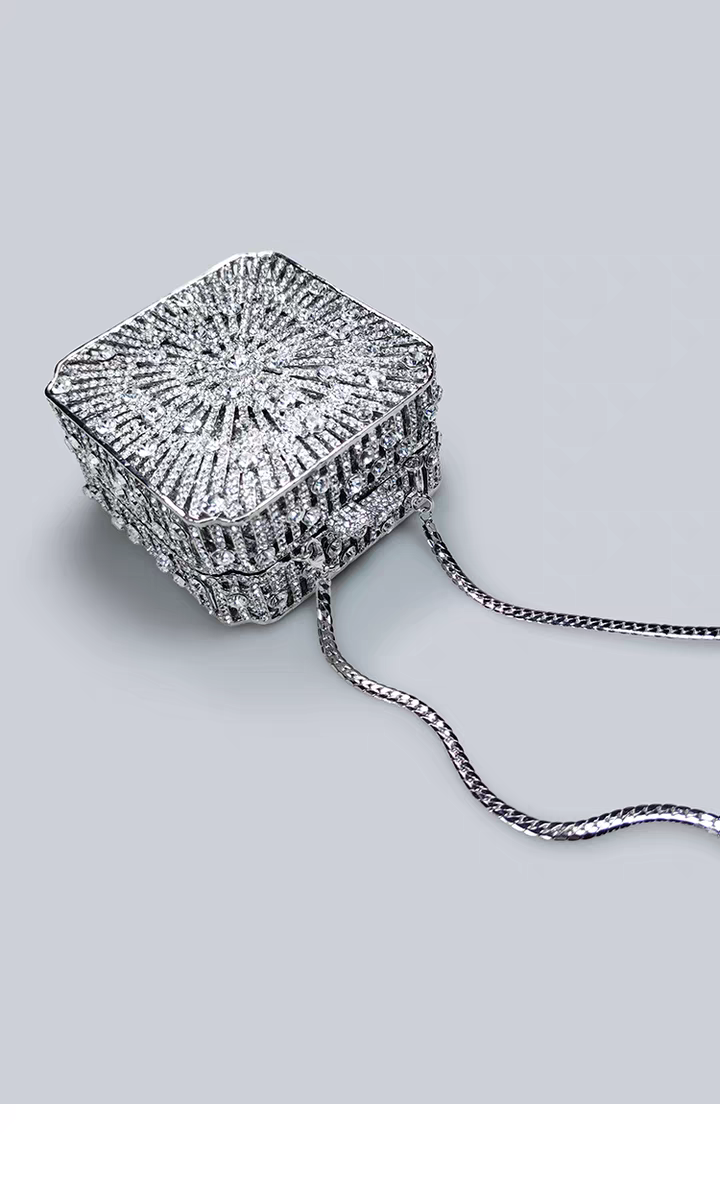 Light Luxury Flash Diamond Trimmed High-end Sense Evening Dress Matching Silver Mini Clutch Bag New Square Handbag