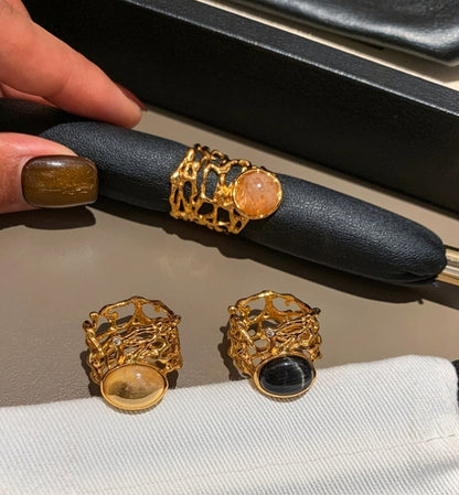 Original Hollow-Out Lace Wide Band Ring with Natural Stone