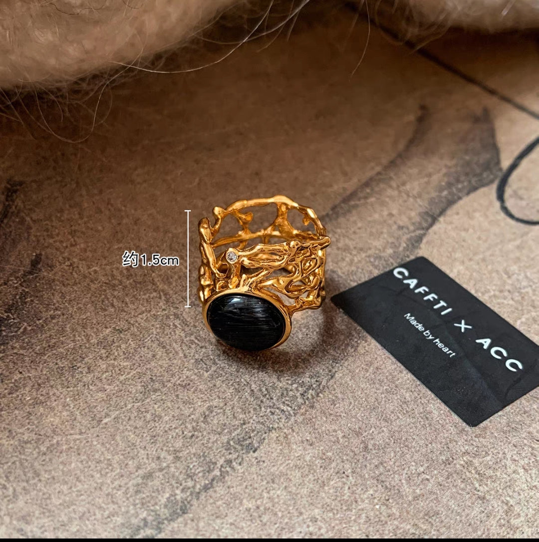 Original Hollow-Out Lace Wide Band Ring with Natural Stone