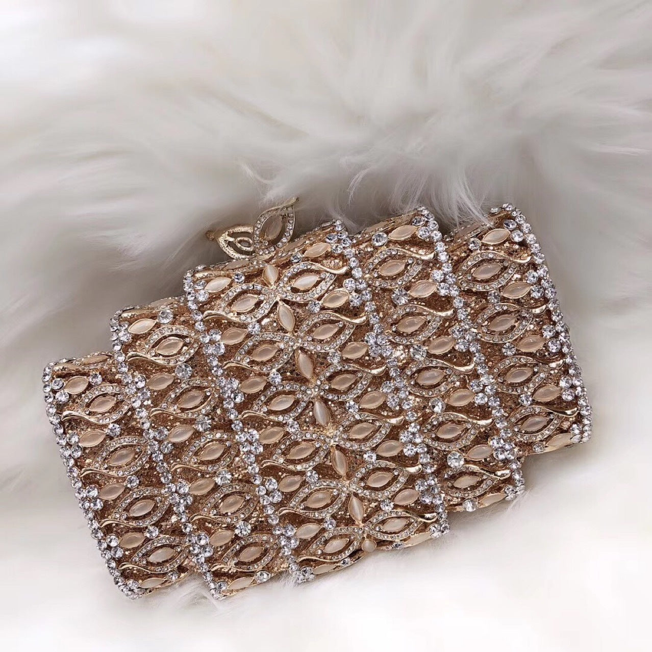 MRY · Three dimensional bag locking small square bag