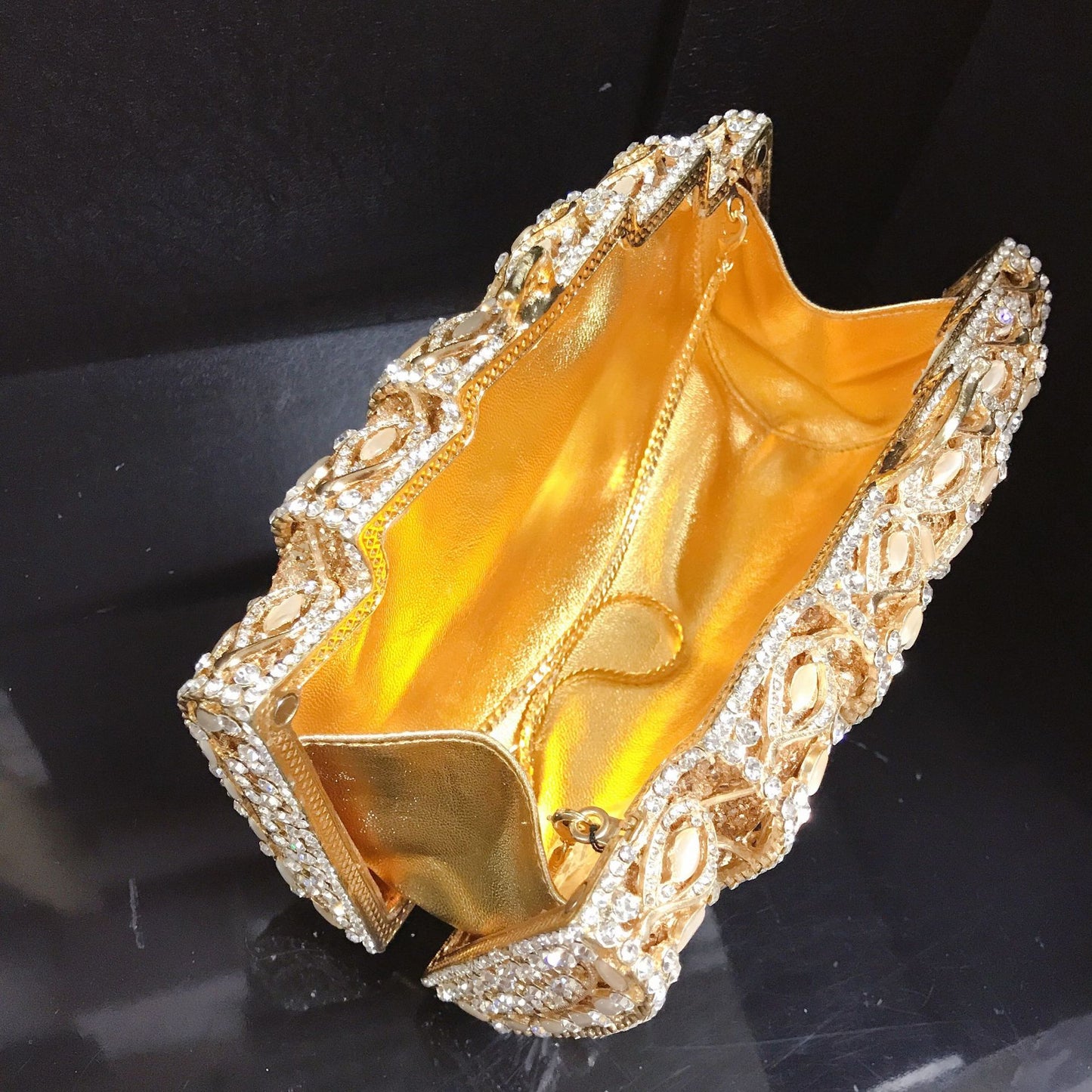 MRY · Three dimensional bag locking small square bag